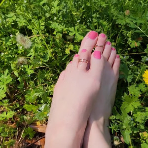 Video by thetinyfeettreat published on July 28,2023 01:31:00 - BestThots