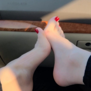Video by thetinyfeettreat published on May 15,2023 22:44:00 - BestThots