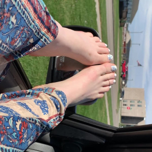 freckled_feet #4884541
