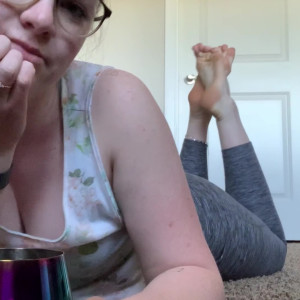 Video by freckled_feet published on June 10,2023 00:31:00 - BestThots