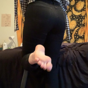 Video by freckled_feet published on March 3,2023 01:03:00 - BestThots