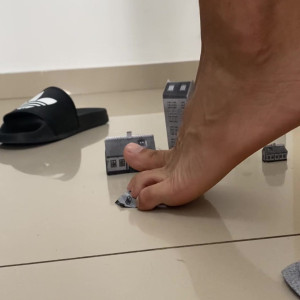 Video by tattooboyfeet published on July 1,2023 11:33:00 - BestThots
