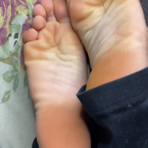Video by tattooboyfeet published on July 17,2023 06:25:00 - BestThots