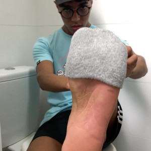 Video by tattooboyfeet published on March 13,2023 10:17:00 - BestThots