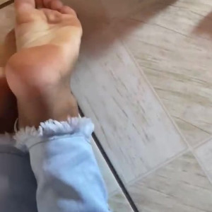 Video by tattooboyfeet published on July 22,2023 17:00:00 - BestThots