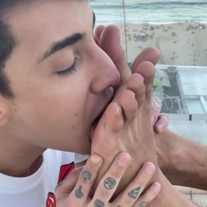 Video by tattooboyfeet published on March 16,2023 10:13:00 - BestThots