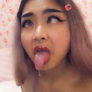 Video by barbwirebaby published on May 28,2023 23:26:00 - BestThots