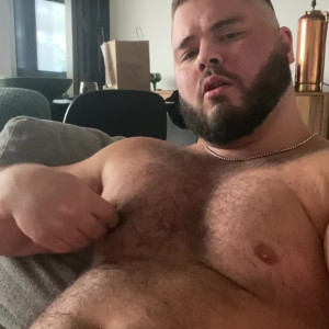 Video by meatyhenri published on May 18,2023 23:38:00 - BestThots