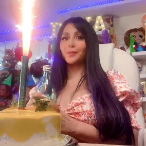 Video by xdayaannax published on May 9,2023 12:33:00 - BestThots