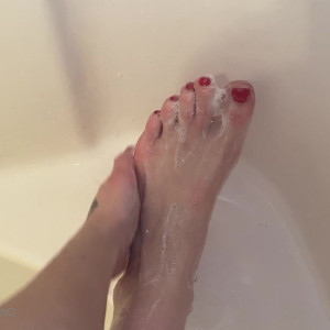 Video by kxrlyxmxrie published on June 27,2023 18:13:00 - BestThots