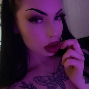 Video by kxrlyxmxrie published on May 18,2023 02:40:00 - BestThots