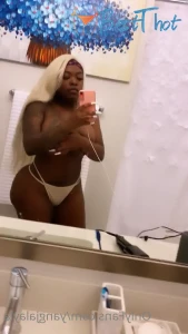 yangjalayla #9721001
