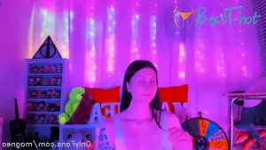 Video by magnea published on January 17,2025 02:02:25 - BestThots