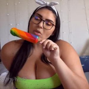 Video by xxxfitsid published on April 8,2023 02:23:00 - BestThots