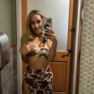 Video by vixensophia published on August 19,2023 03:23:25 - BestThots