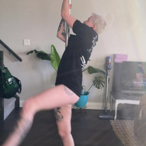 Video by samanthaknoxxoxo published on March 19,2023 22:27:00 - BestThots