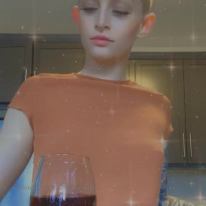 Video by samanthaknoxxoxo published on April 14,2023 23:05:00 - BestThots