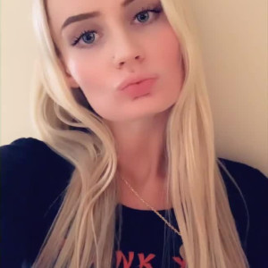 Video by laroseee published on March 31,2023 19:41:00 - BestThots