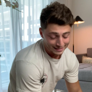 Video by makaarons published on May 27,2023 11:04:00 - BestThots