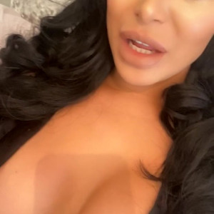 Video by oliviaberzinc published on April 10,2023 11:23:00 - BestThots