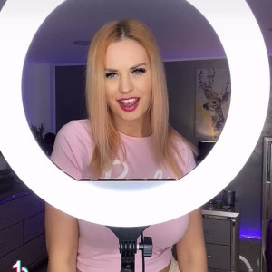Video by alexsisfayefree published on June 23,2023 14:05:00 - BestThots