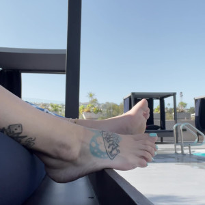 Video by servingfet published on March 25,2023 08:47:00 - BestThots