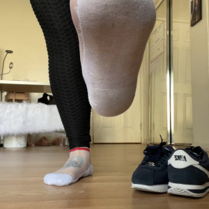 Video by servingfet published on March 10,2023 23:07:00 - BestThots