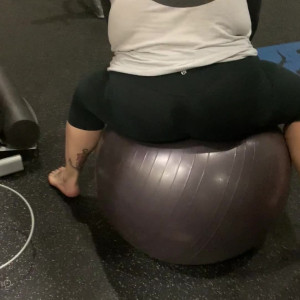 Video by servingfet published on April 2,2023 04:14:00 - BestThots