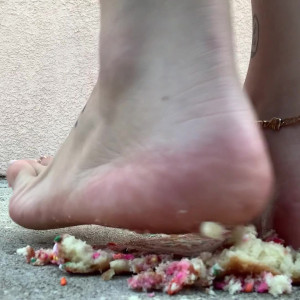 Video by servingfet published on July 21,2023 13:04:00 - BestThots