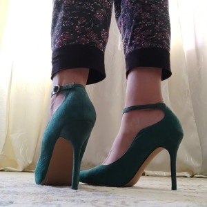 Video by mistressinni published on April 16,2023 02:10:00 - BestThots