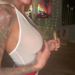 Video by smoky_girl_21 published on May 27,2023 10:15:00 - BestThots