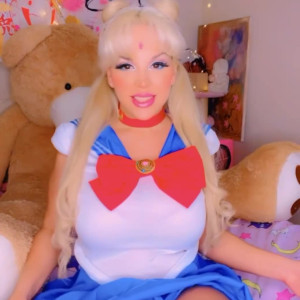 Video by blondie_oficial published on June 4,2023 13:10:00 - BestThots