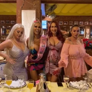 Video by blondie_oficial published on March 8,2023 23:22:00 - BestThots