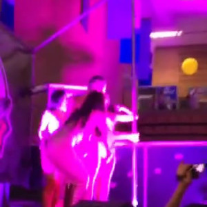 Video by blondie_oficial published on April 11,2023 23:13:00 - BestThots