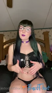 xxlittlefootxx #9721057