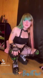 xxlittlefootxx #9721065