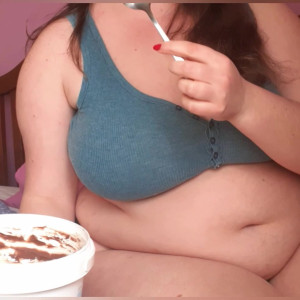Video by bbw_demetra published on June 2,2023 01:27:00 - BestThots