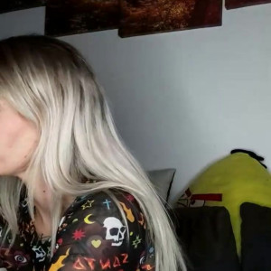 Video by suicidegirls published on August 24,2023 18:51:00 - BestThots