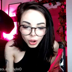 Video by suicidegirls published on August 17,2023 16:57:00 - BestThots
