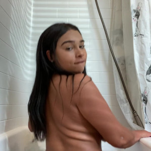 Video by thebaebreanna1 published on June 24,2023 09:48:00 - BestThots