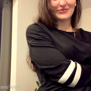 Video by oftenelle published on March 10,2023 00:11:00 - BestThots