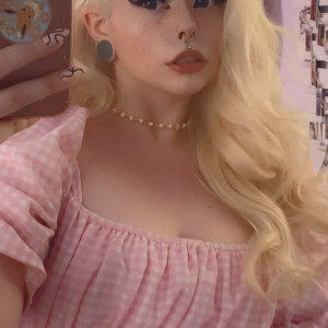 Video by babi.g0r3 published on April 30,2023 14:42:00 - BestThots