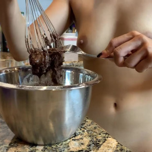 Video by ubedientgirl published on June 20,2023 22:33:00 - BestThots