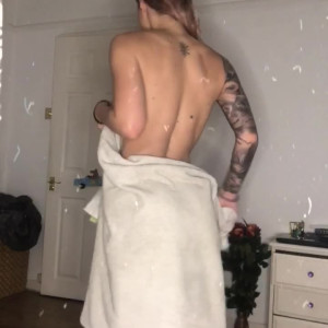 Video by thiskindasnow published on March 6,2023 10:57:00 - BestThots