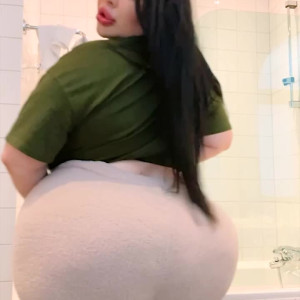 Video by natashacrown.free published on April 3,2023 07:13:00 - BestThots