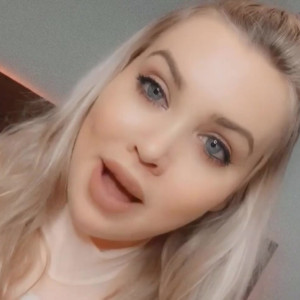 Video by hannahhhx333 published on March 2,2023 01:07:00 - BestThots