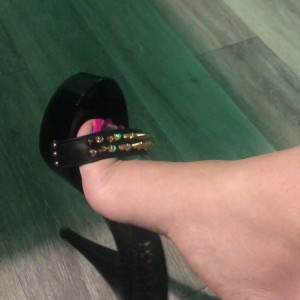 Video by veronicafeet published on April 4,2023 02:28:00 - BestThots