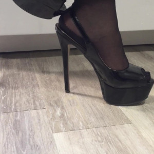 Video by veronicafeet published on May 18,2023 09:41:00 - BestThots