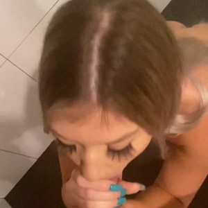 alainecheeks #3395089
