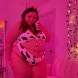 Video by chubbychiquita published on April 23,2023 16:00:00 - BestThots